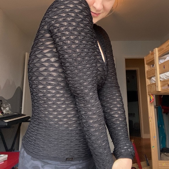 Sheer black top great under a blazer or on its own - Picture 2 of 7